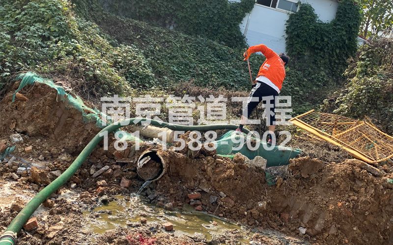 263永定工地化粪池清理